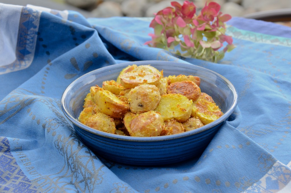 Roasted potatoes with coconut flakes