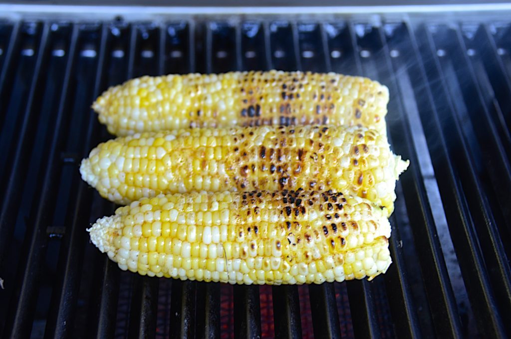 Grilling corn