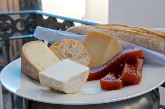 Cheese with quince preserve