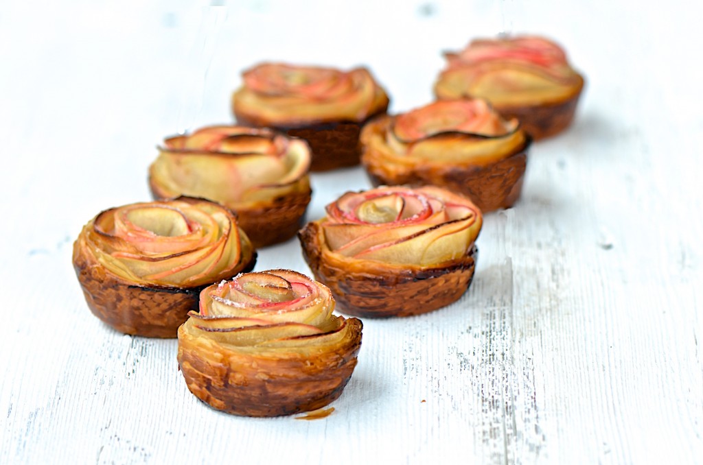 Apple rose pastry